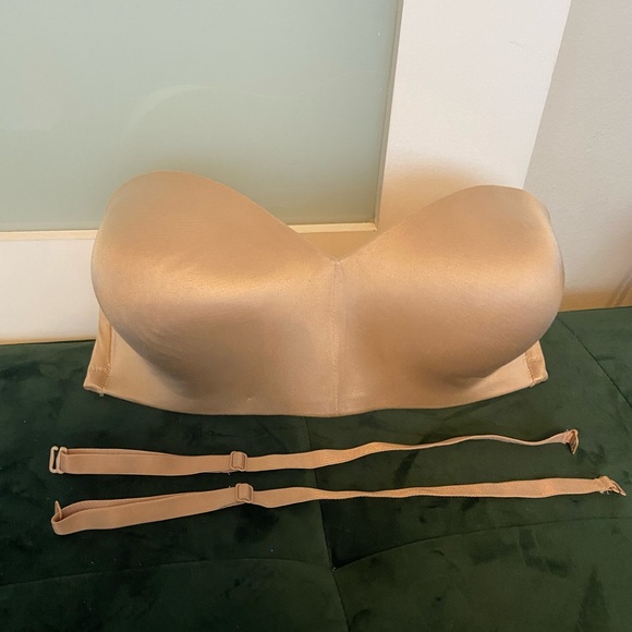 B.tempt’d by Wacoal wirefree strapless bra - Picture 2 of 6